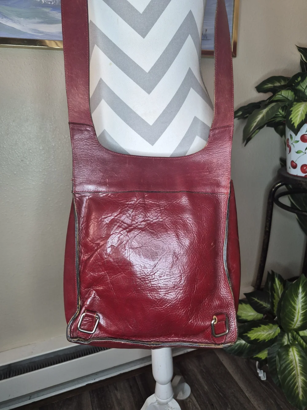 Vintage Stone Ridge Women's Red Leather Adjustable Backpack